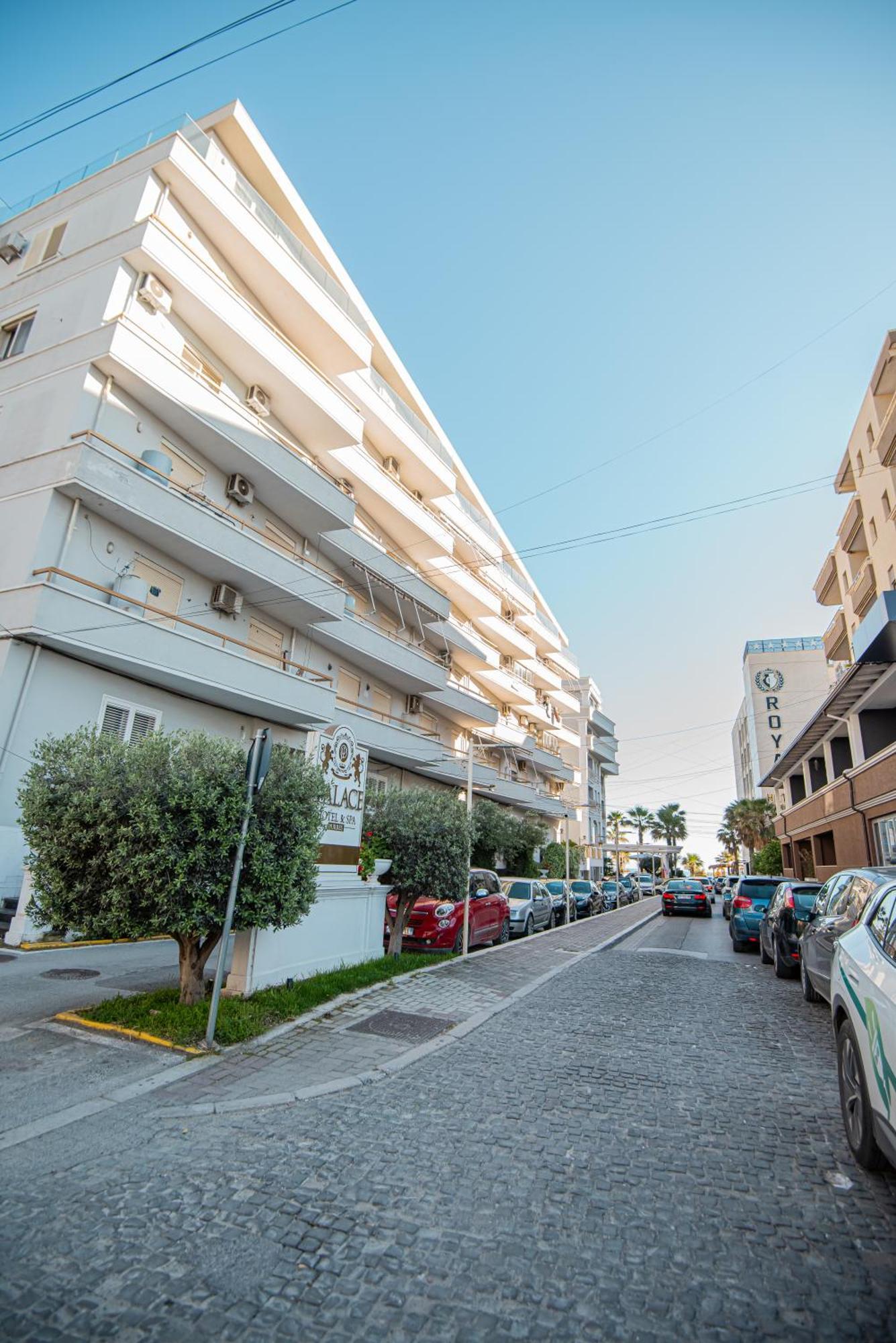 Vivi'S Seaside Apartment Durrës Exterior foto